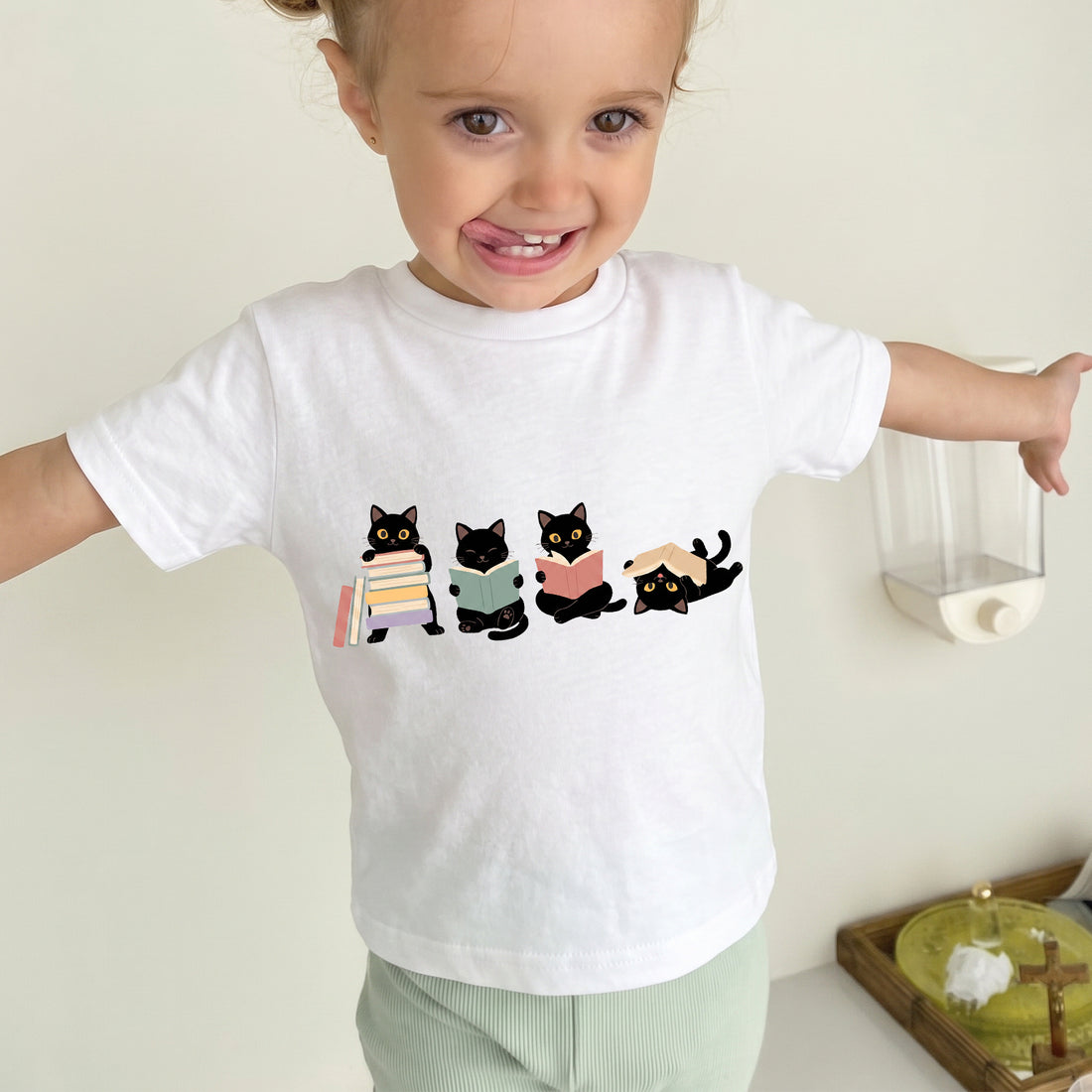 Personalized Cat Reading Shirt For Kids Book Lover Graphic T-shirt